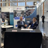 PODPIS SMLOUVY NA NÁKUP DVOU NOVÝCH SIMULÁTORŮ BOEING A AIRBUS